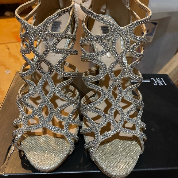 Brand new Inc bling  Heel - Picture 3 of 4